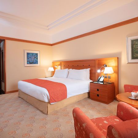 Holiday Inn Kuwait By Ihg Кувейт Экстерьер фото